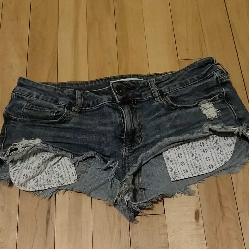 Bullhead Black Shorts